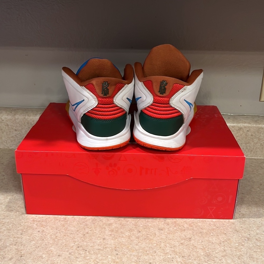 Kyrie basketball shoes